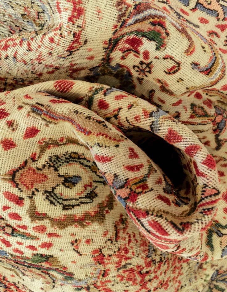 Detail image of 7' 3 x 10' 2 Vintage Royal Wool Rug