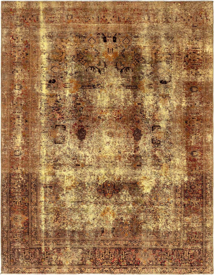 Detail image of 6' 3 x 9' 10 Vintage Royal Wool Rug