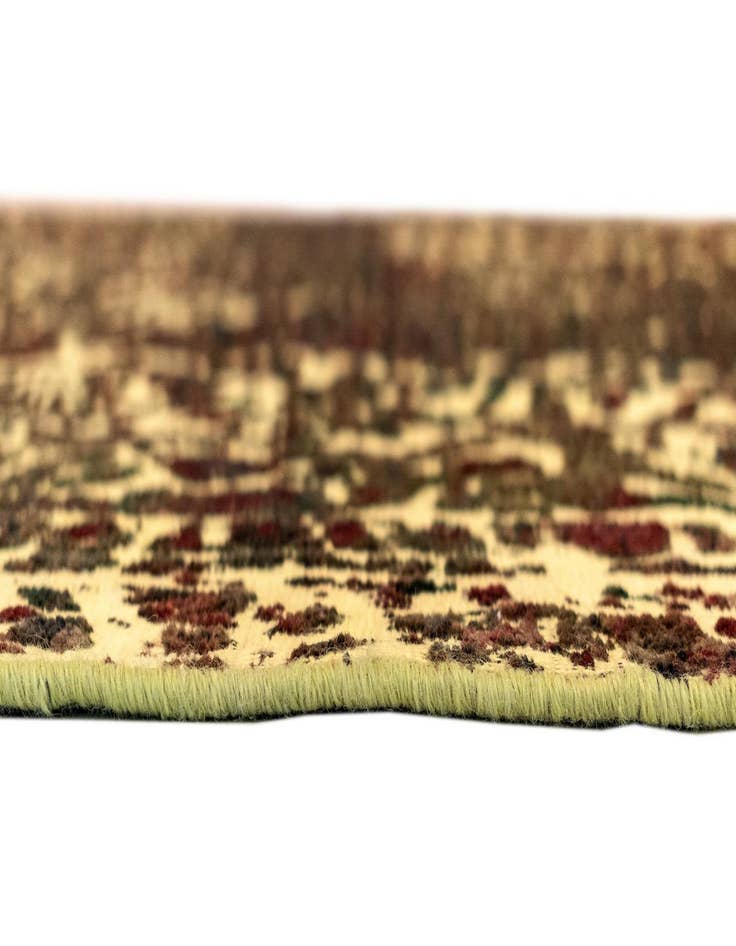 Detail image of 7' 1 x 10' 6 Vintage Royal Wool Rug