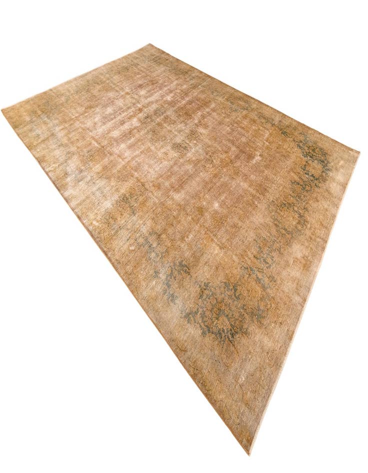 Detail image of 9' 8 x 13' 7 Vintage Royal Wool Rug