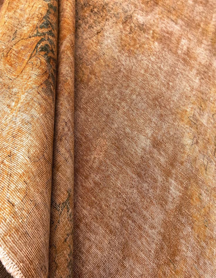 Detail image of 9' 8 x 13' 7 Vintage Royal Wool Rug