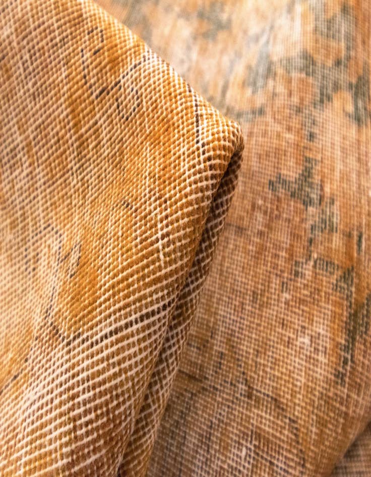 Detail image of 9' 8 x 13' 7 Vintage Royal Wool Rug