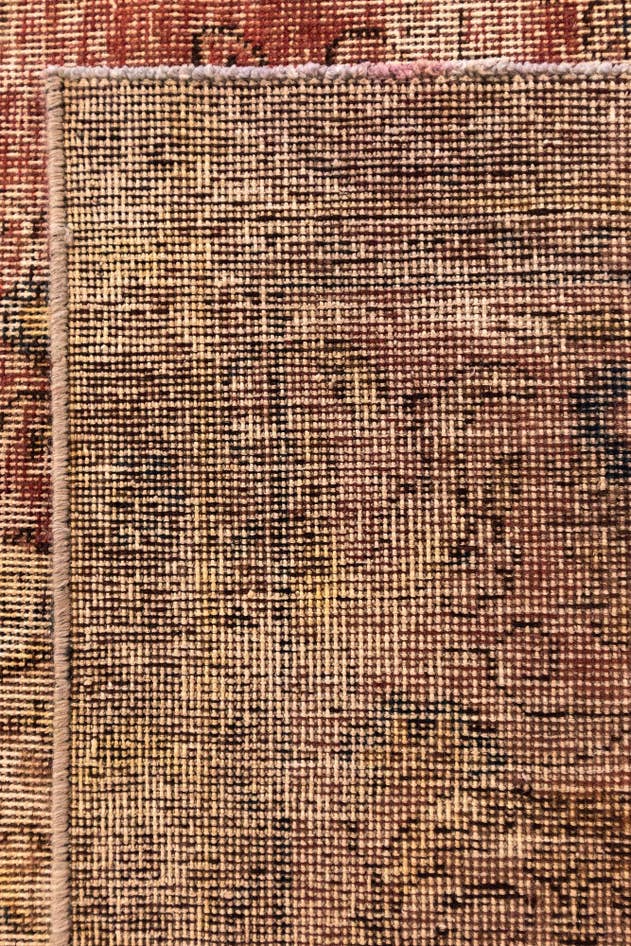Detail image of 9' 1 x 12' 10 Vintage Royal Wool Rug