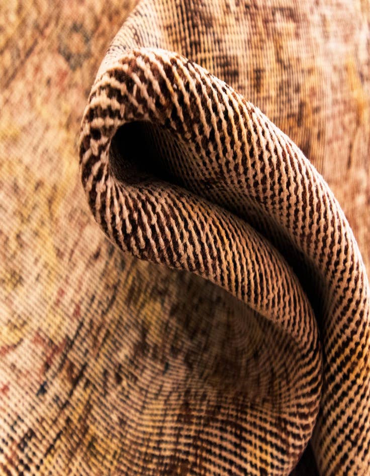 Detail image of 9' 1 x 12' 10 Vintage Royal Wool Rug