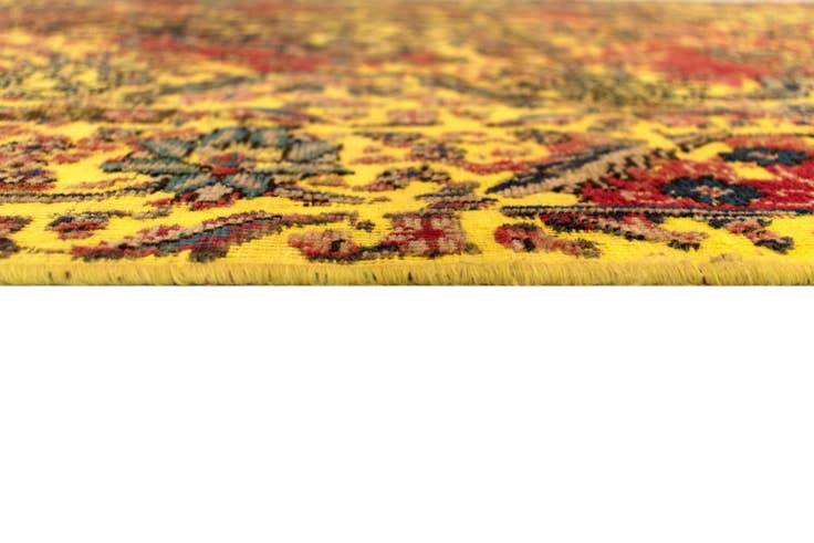 Detail image of 4' 6 x 6' 2 Vintage Royal Wool Rug