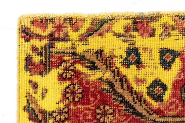 Detail image of 4' 6 x 6' 2 Vintage Royal Wool Rug