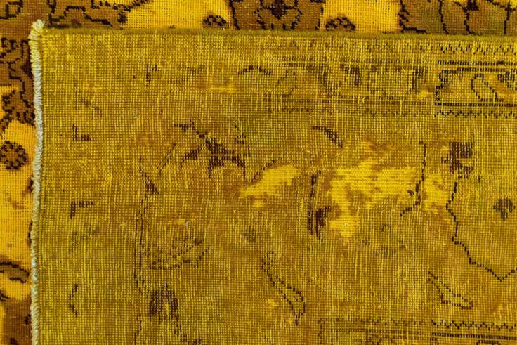 Detail image of 9' 11 x 12' 4 Vintage Royal Wool Rug