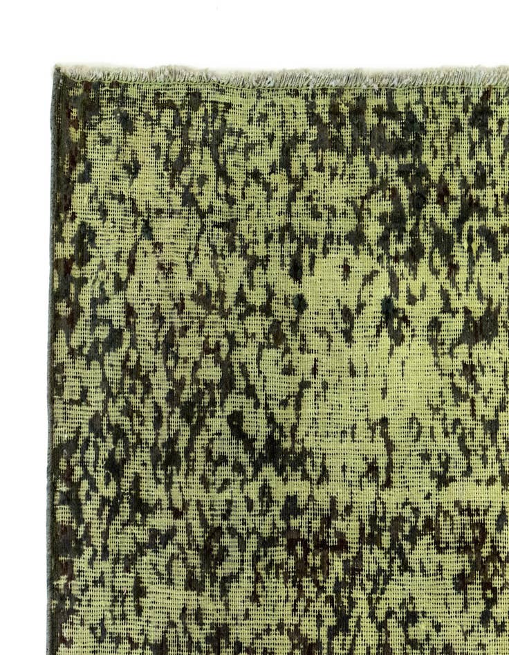 Detail image of 7' 11 x 11' 2 Vintage Royal Wool Rug