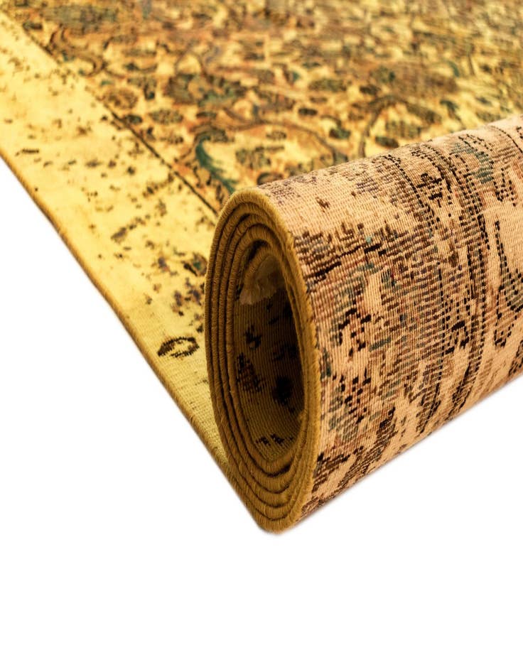 Detail image of 8' 8 x 11' 5 Vintage Royal Wool Rug