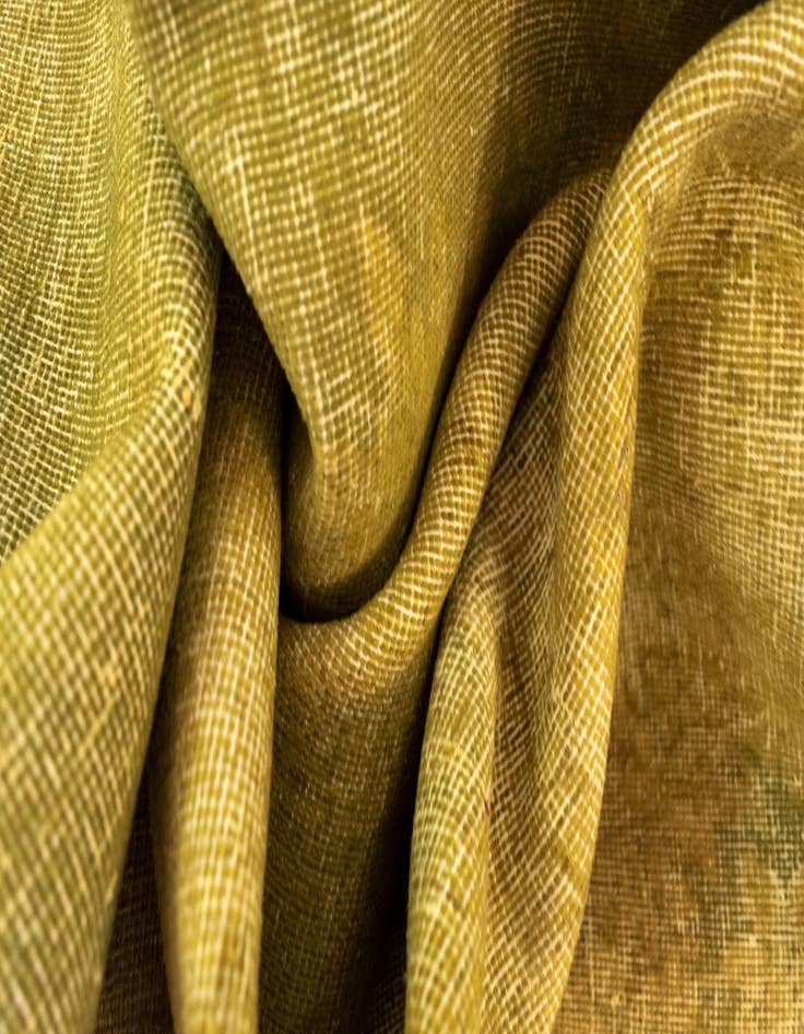 Detail image of 9' x 11' 11 Vintage Royal Wool Rug