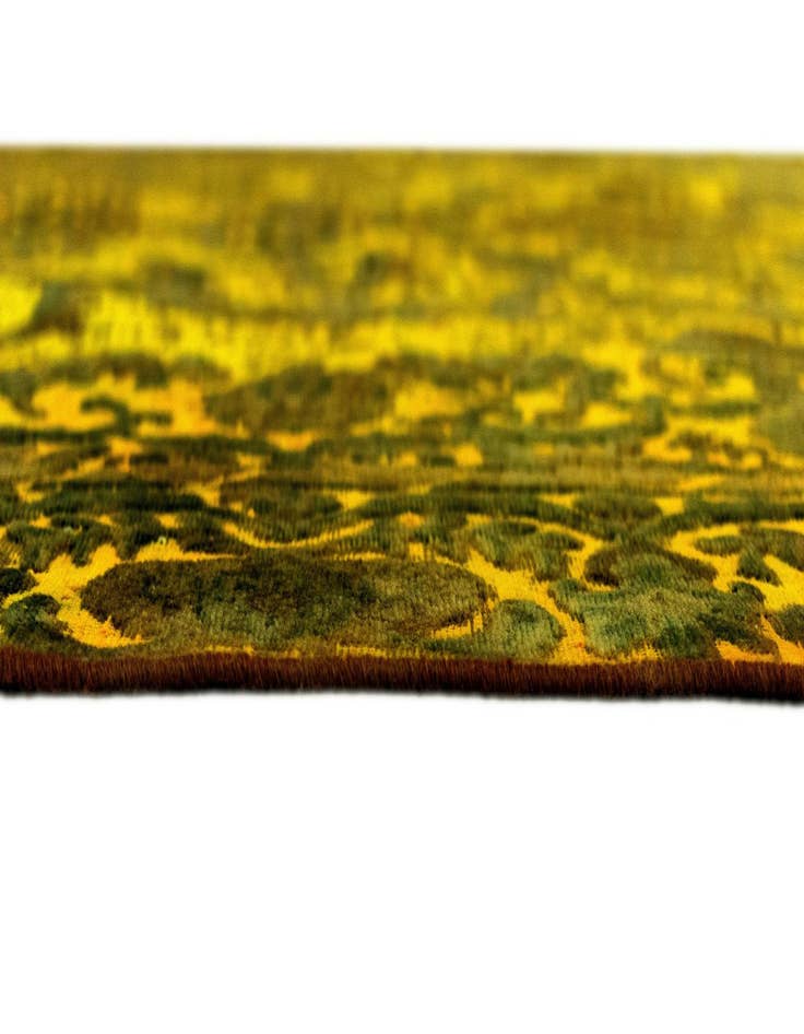 Detail image of 8' 1 x 10' 10 Vintage Royal Wool Rug