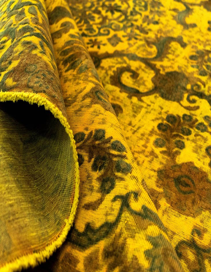 Detail image of 8' 1 x 10' 10 Vintage Royal Wool Rug