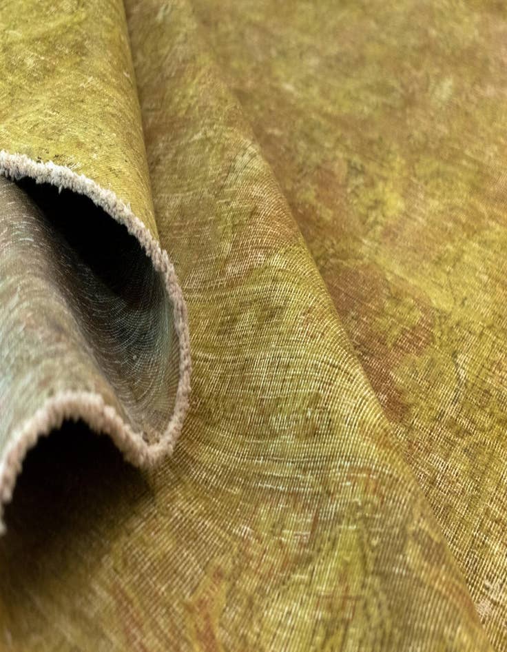 Detail image of 7' 3 x 11' 11 Vintage Royal Wool Rug