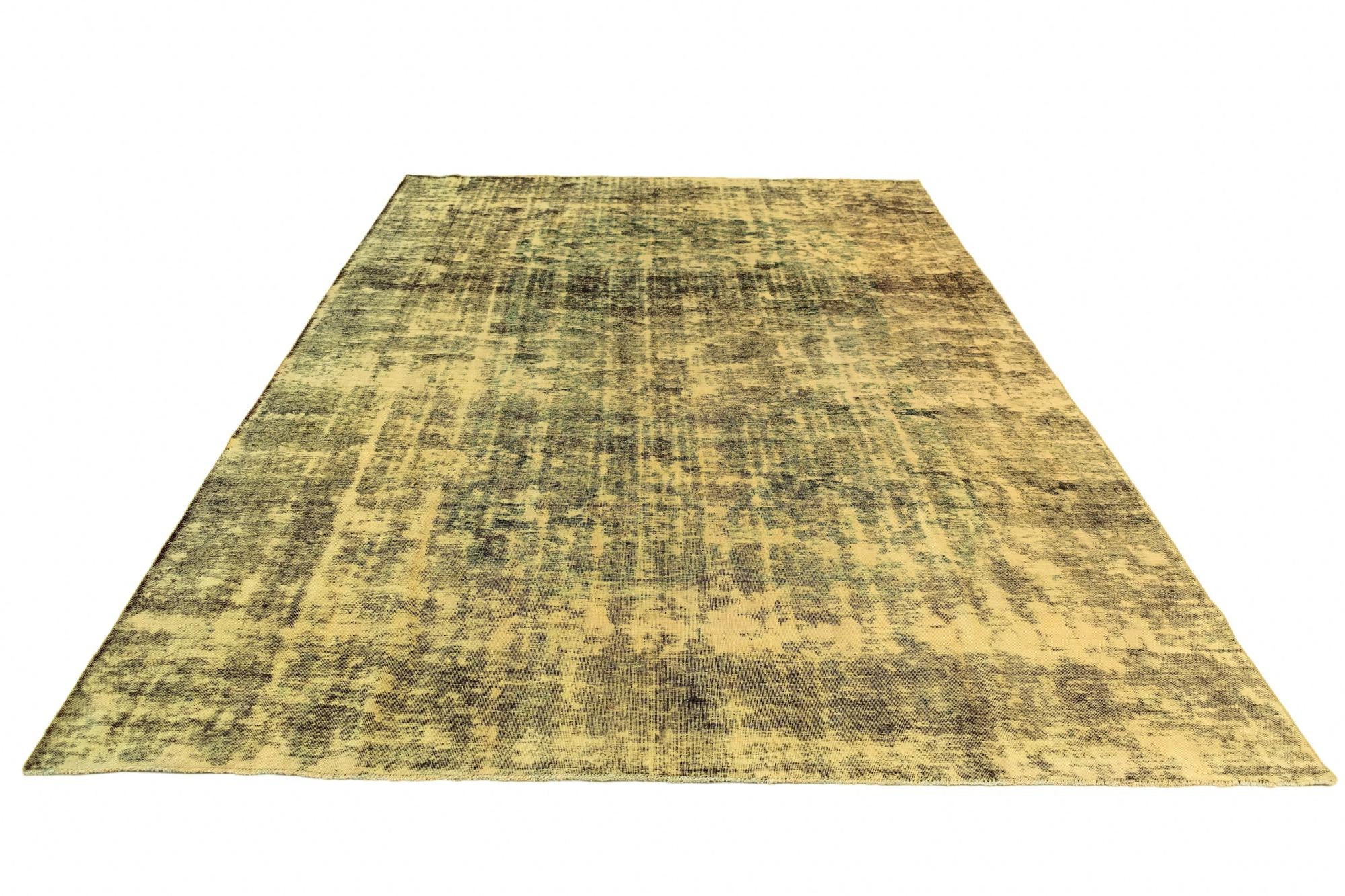 6' 11 x 10' 11 Vintage Royal Wool Rug