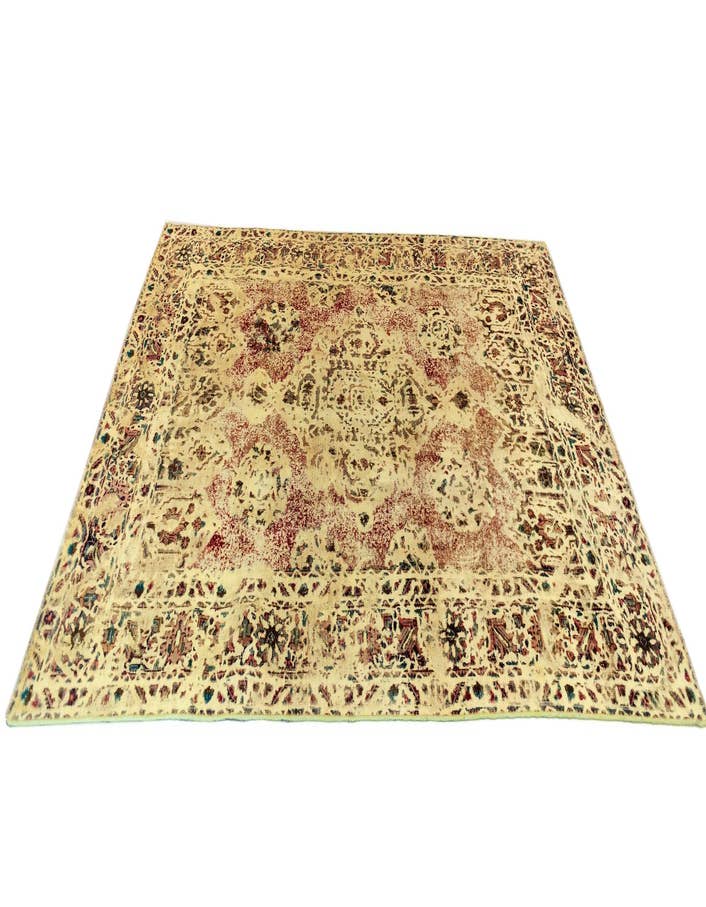 Detail image of 7' x 9' 7 Vintage Royal Wool Rug