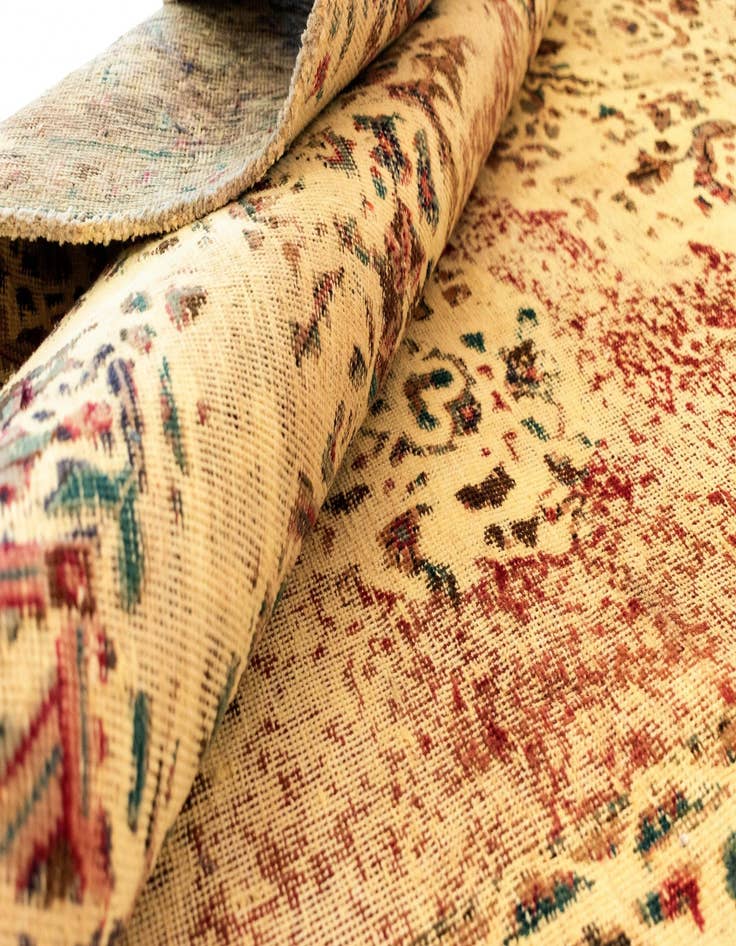 Detail image of 7' x 9' 7 Vintage Royal Wool Rug