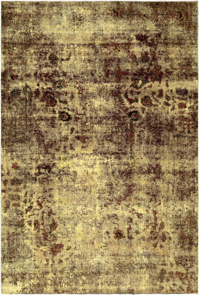 Detail image of 6' 4 x 9' 6 Vintage Royal Wool Rug