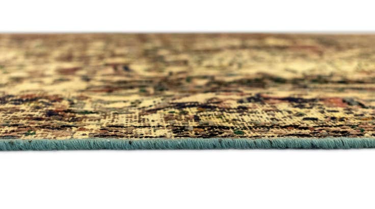Detail image of 6' 4 x 9' 7 Vintage Royal Wool Rug