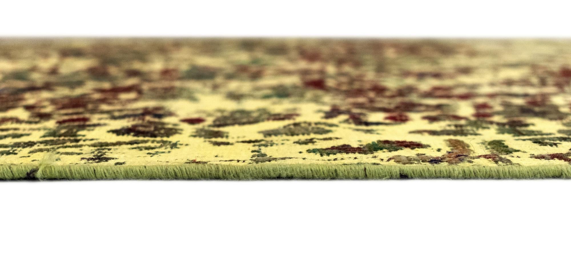 5' 6 x 9' 11 Vintage Royal Wool Rug