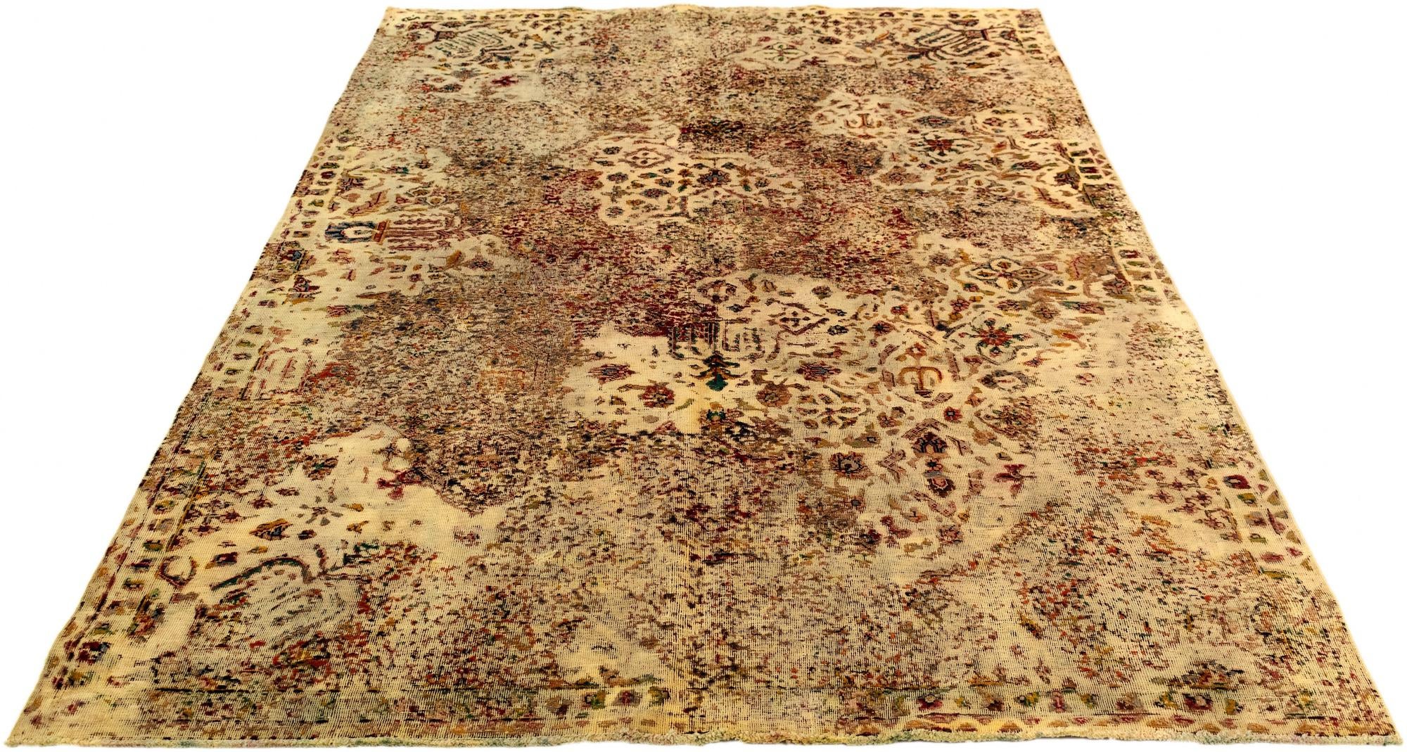 5' 10 x 8' 11 Vintage Royal Wool Rug