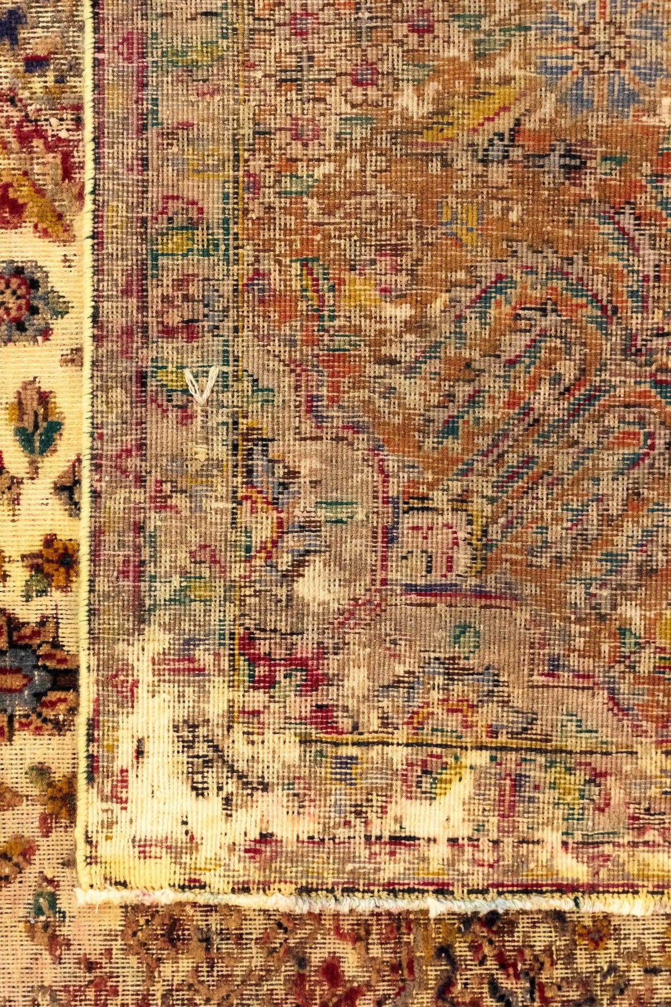 5' 10 x 8' 11 Vintage Royal Wool Rug