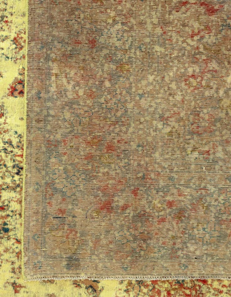 Detail image of 6' 5 x 10' Vintage Royal Wool Rug