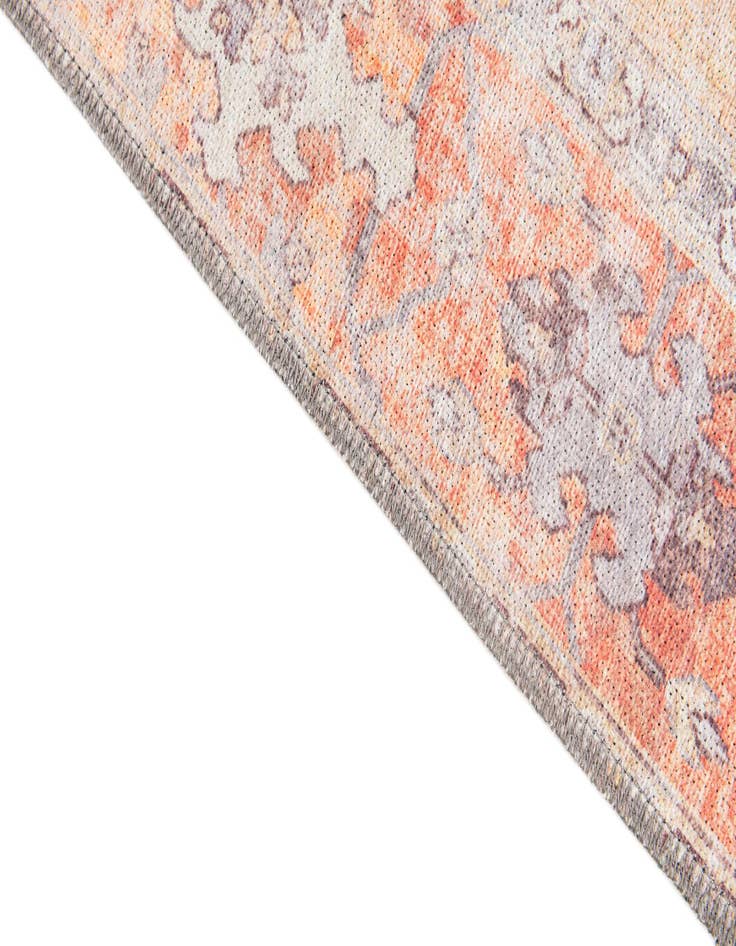 Detail image of 4' 10 x 7' 4 Yara Rug