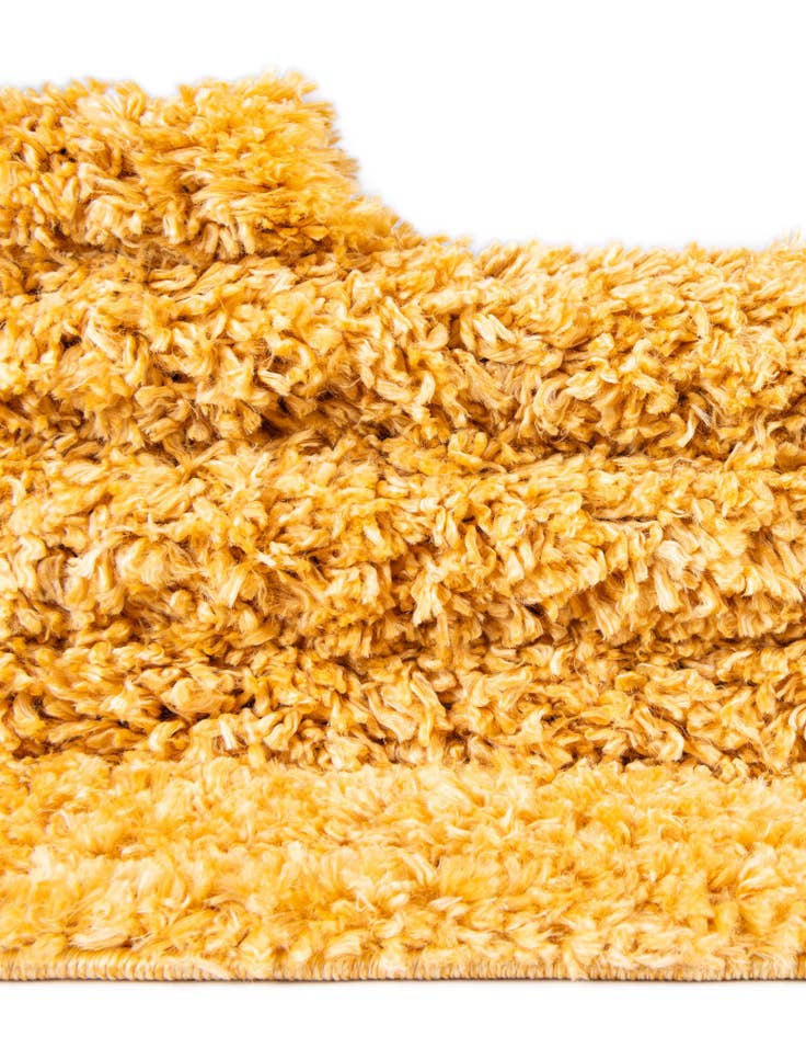 Detail image of 3' 10 x 6' Zermatt Shag Rug