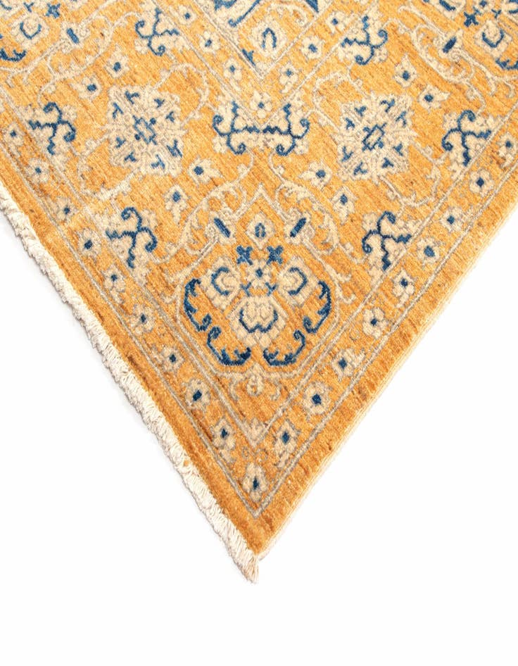 Detail image of 8' 3 x 9' 8 Ziegler Wool Rug