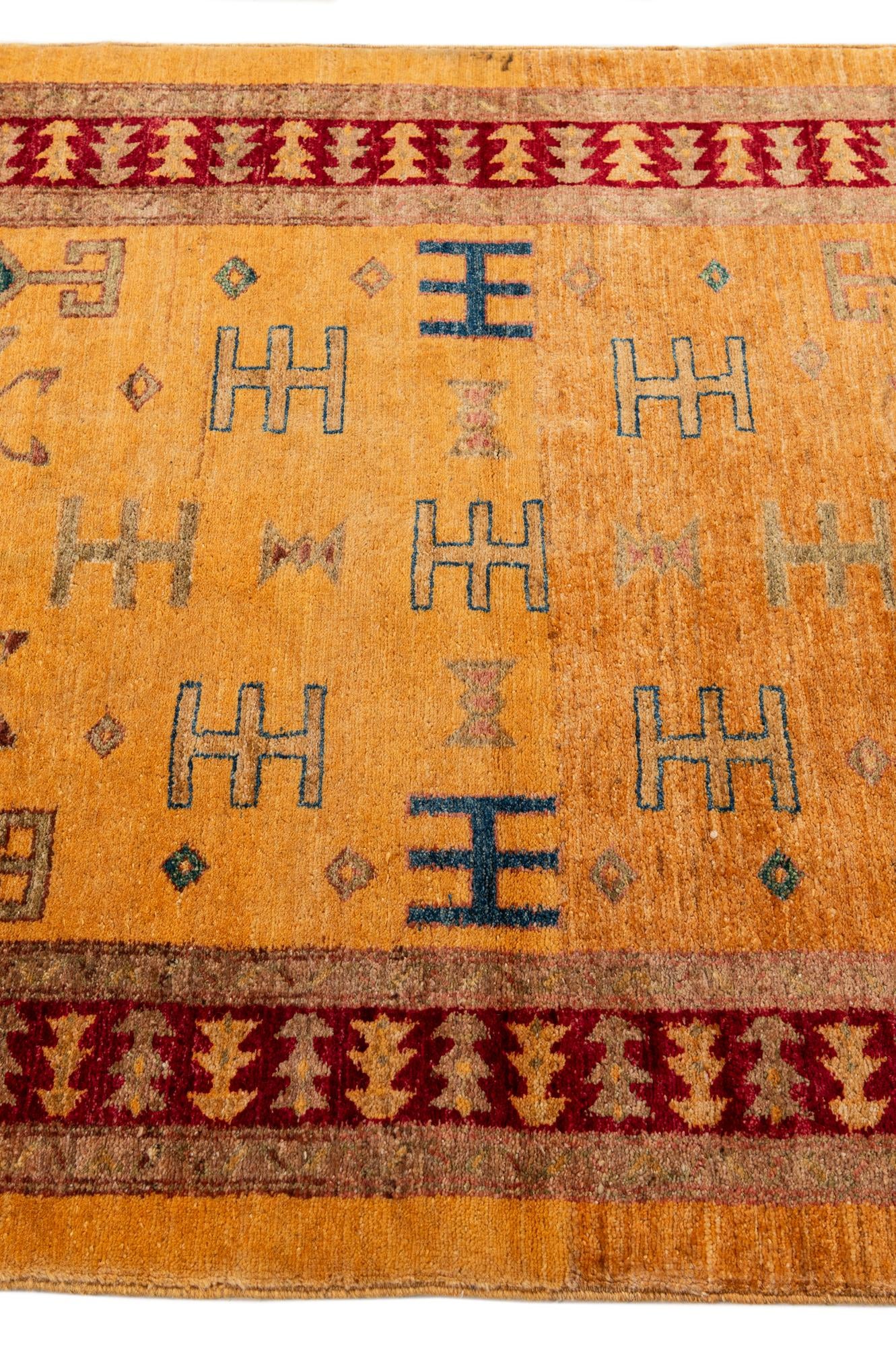 3' 5 x 4' 10 Hand Knotted Ziegler Wool Rug