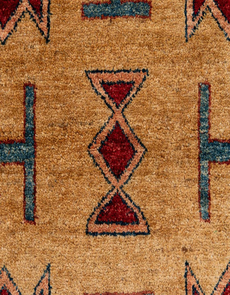 Detail image of 3' 5 x 4' 10  Hand Knotted Ziegler Wool Rug