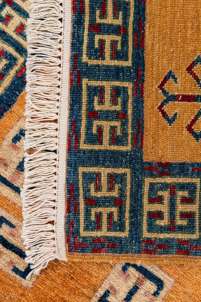 2' 8 x 4' 1 Hand Knotted Ziegler Wool Rug
