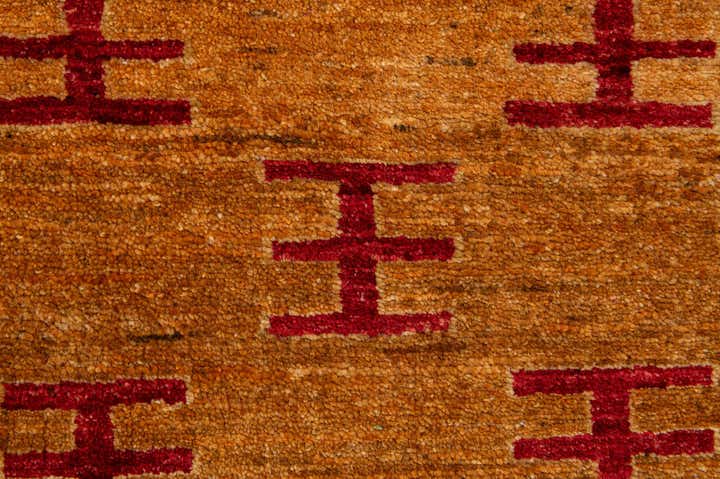 2' 5 x 3' Hand Knotted Ziegler Wool Rug