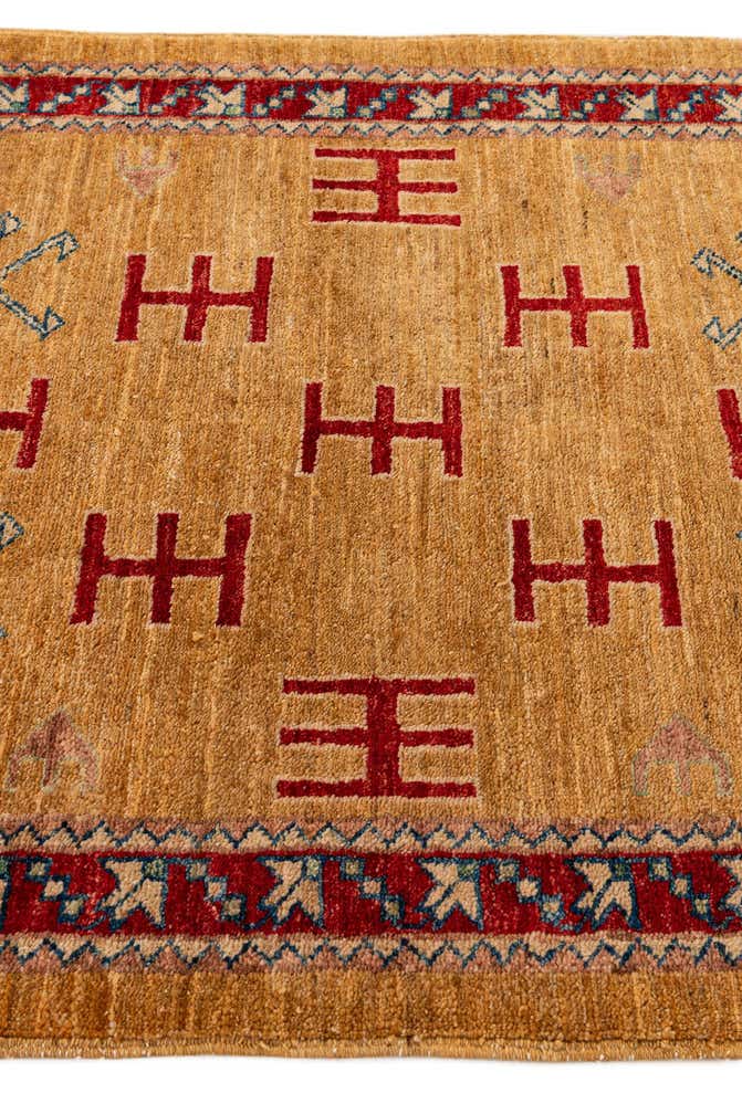 2' 7 x 4' 1 Hand Knotted Ziegler Wool Rug
