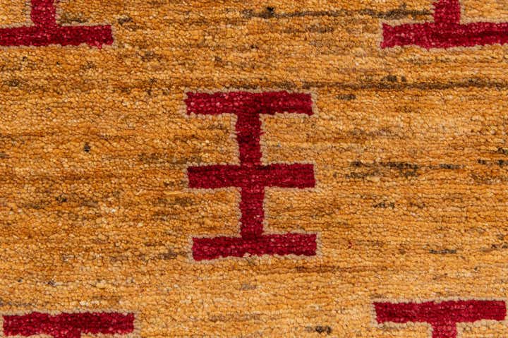 2' 8 x 4' 2 Hand Knotted Ziegler Wool Rug