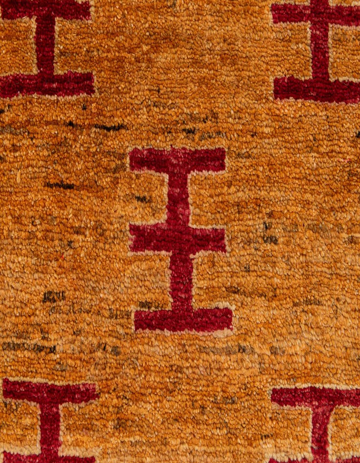 Detail image of 2' 8 x 3' 6  Hand Knotted Ziegler Wool Rug