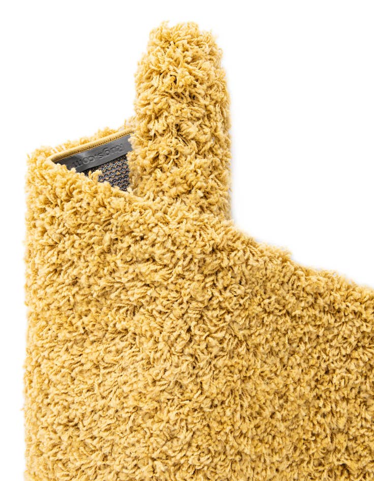 Detail image of 3' 3 x 3' 3 Everyday Shag Round Rug