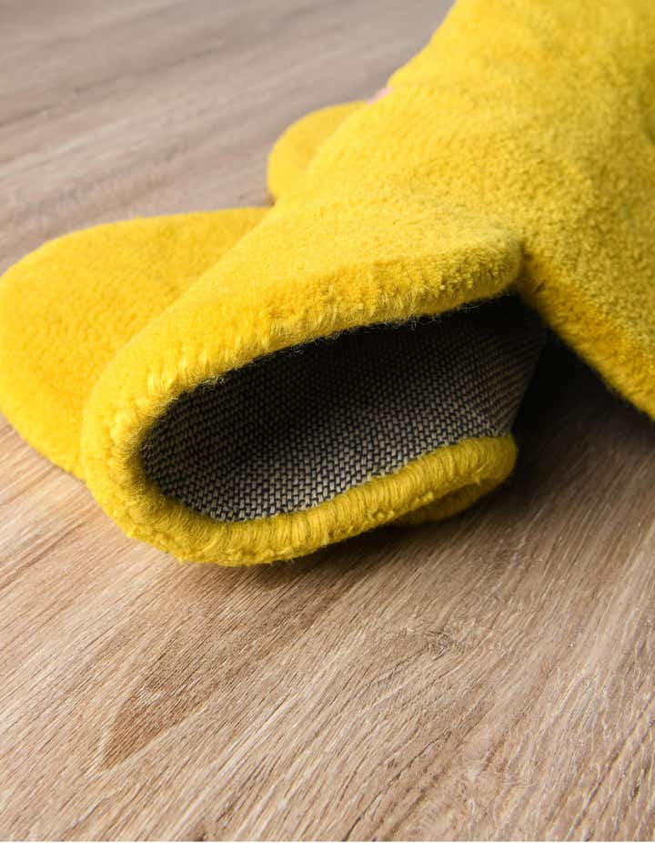 2' 2 x 2' 2 Happy Rugs Funky Flower Wool Round