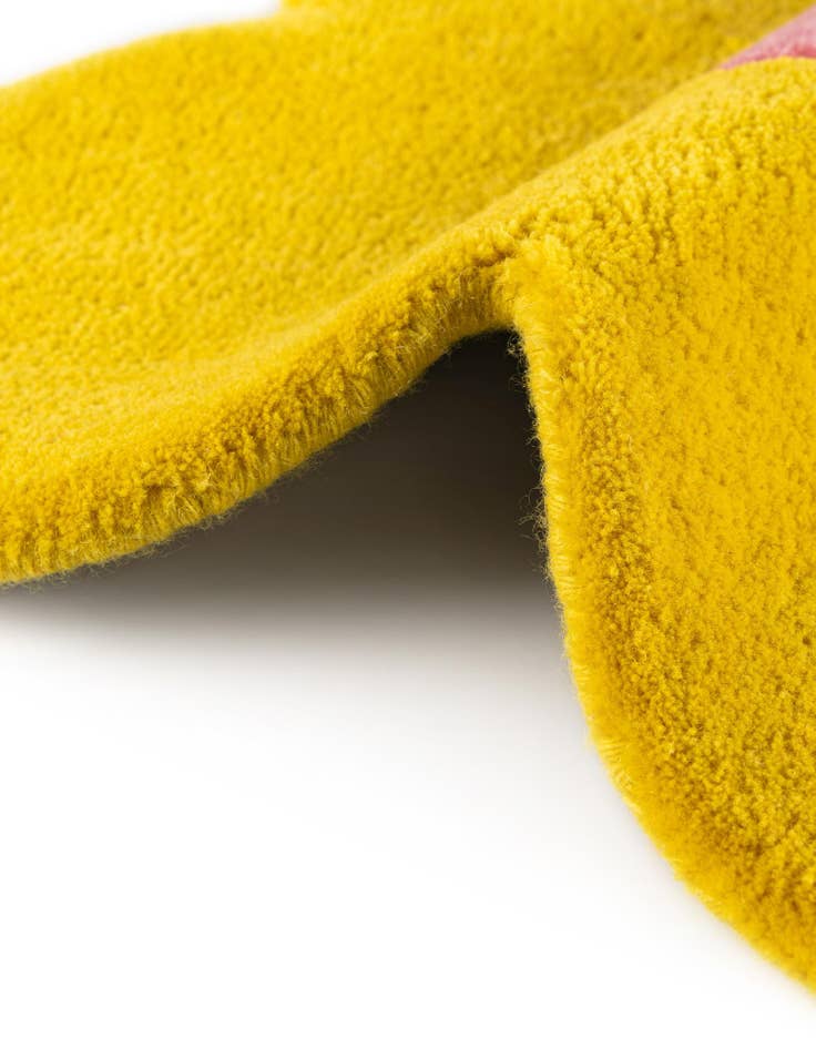 Detail image of 5' 1 x 5' 1 Happy Rugs Funky Flower Wool Round