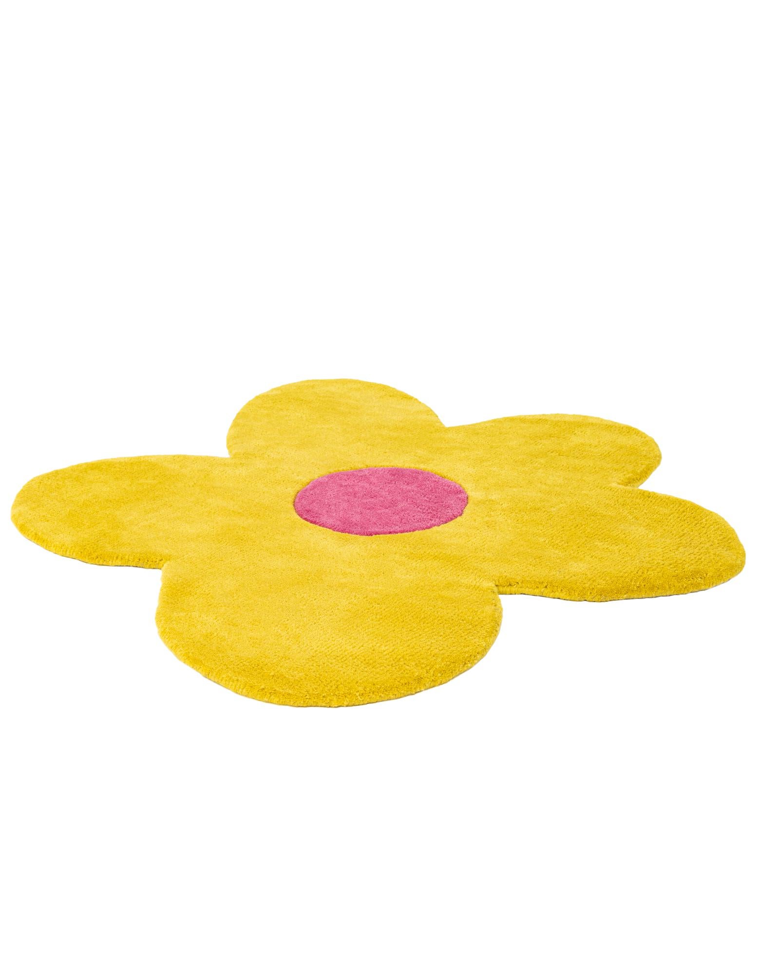 3' 1 x 3' 1 Happy Rugs Funky Flower Wool Round