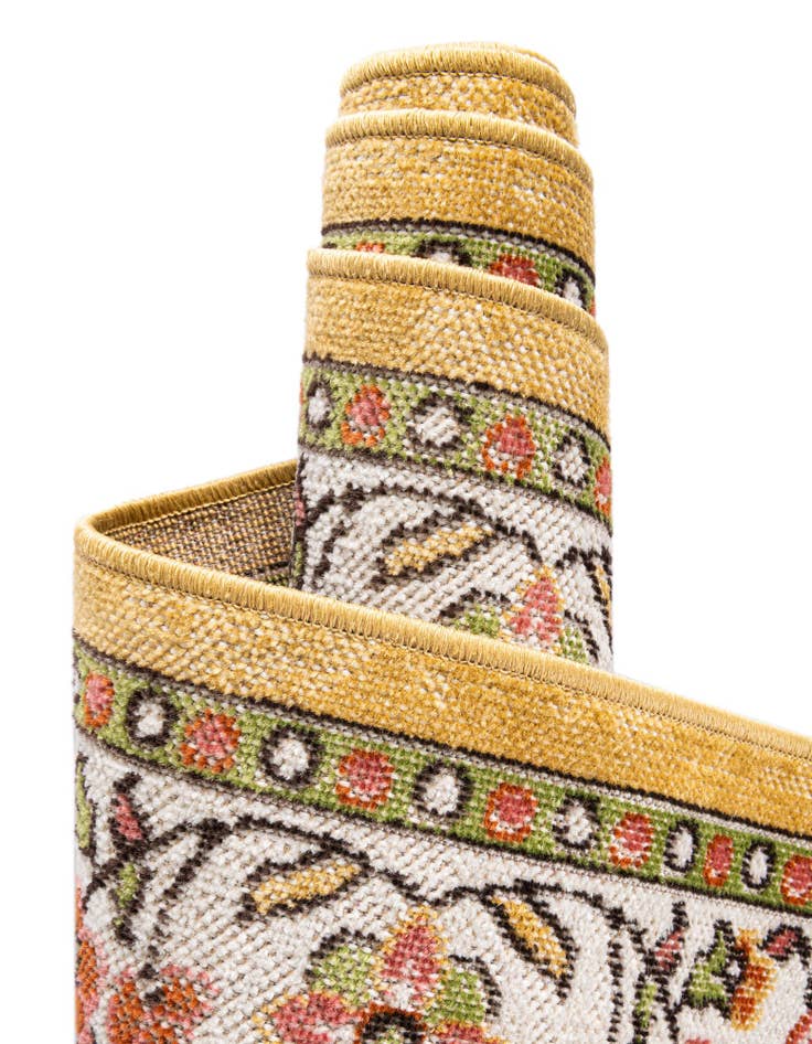 Detail image of 5' 3 x 5' 3 Lucerne Round Rug