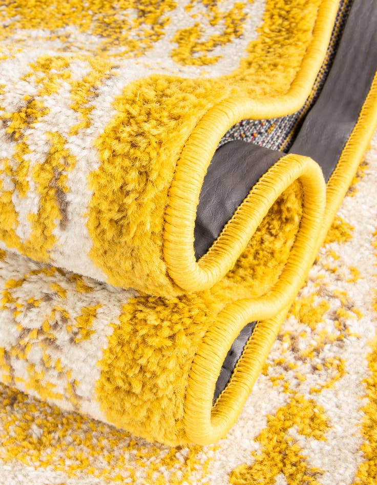 Detail image of 6' x 6' Madeline Round Rug