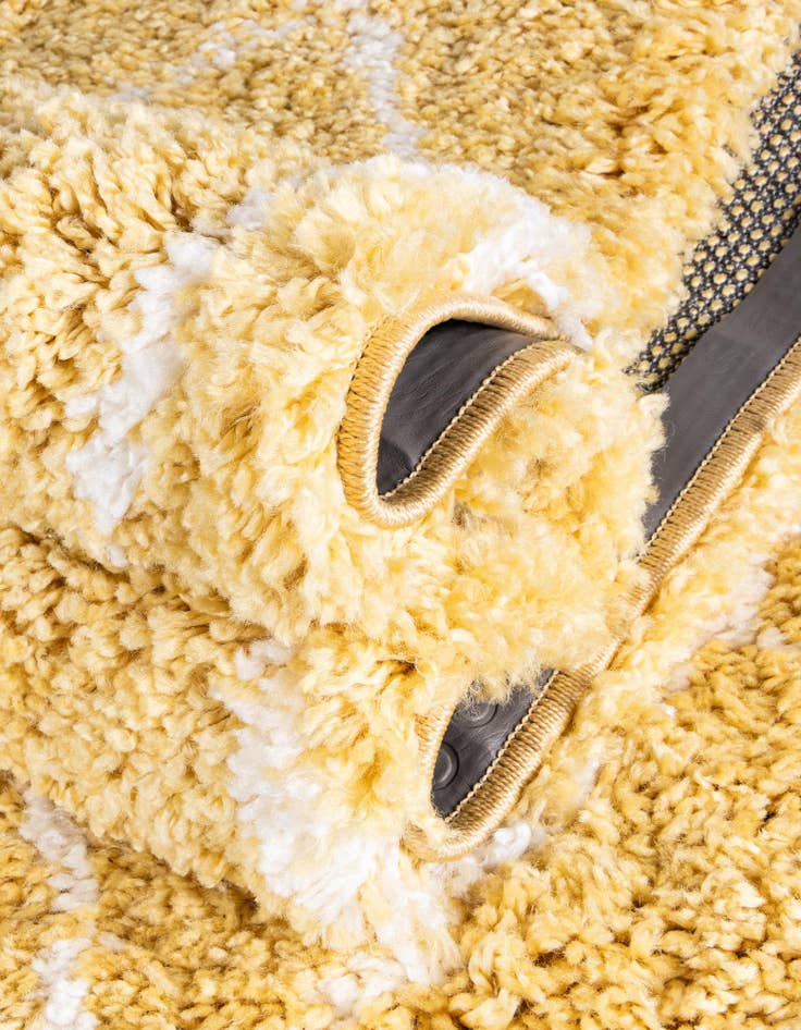 Detail image of 8' x 8' Moroccan Shag Round Rug