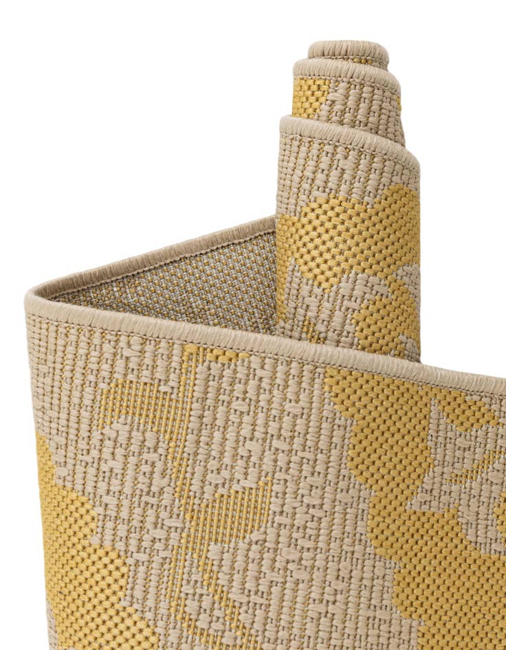 Detail image of 6' x 6'  Washable Botanical Indoor / Outdoor Round Rug