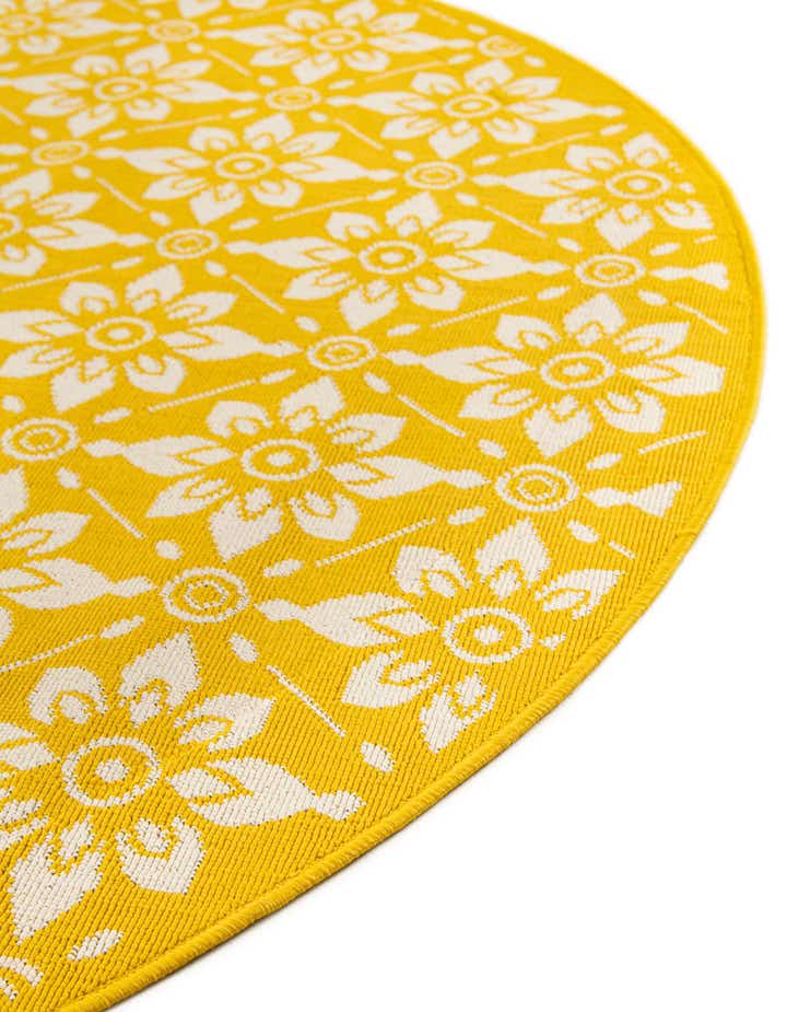 5' x 5' Easy-Clean Trellis Indoor / Outdoor Round Rug