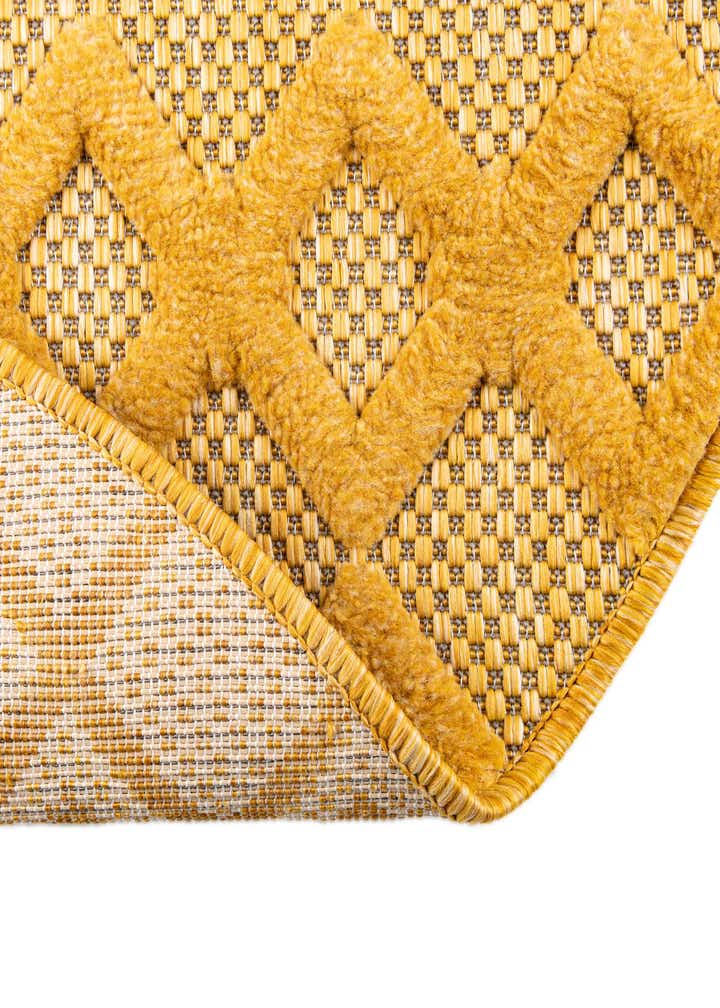 5' 3 x 5' 3 Easy-Clean Trellis Textured Indoor / Outdoor Round Rug