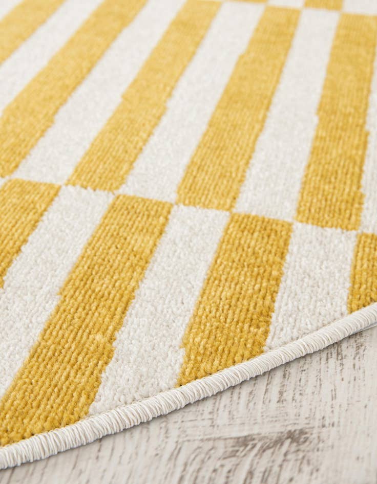 Detail image of 3' 7 x 3' 7 SoHo Round Rug