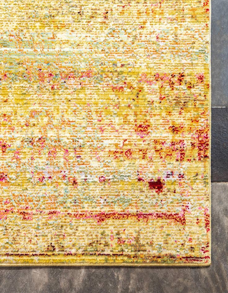 Detail image of 2' 7 x 9' 10 Alexis Runner Rug