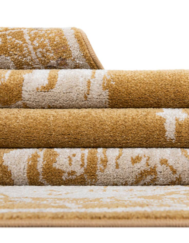 Detail image of 2' 7 x 10' Arcadia Runner Rug