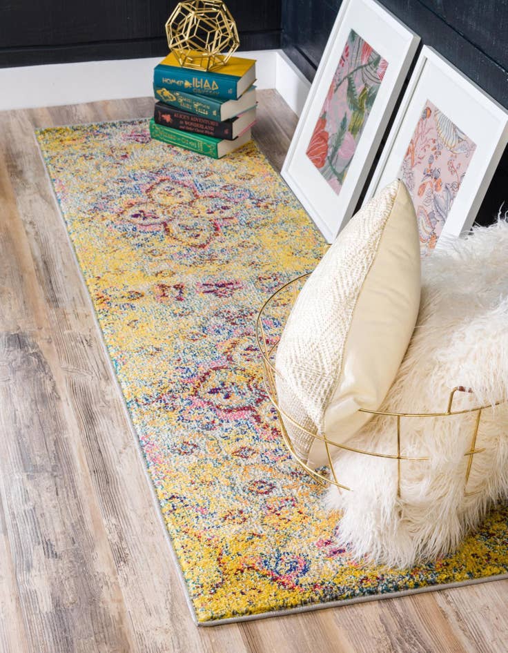 Detail image of 2' x 6' 9 Washable Carnevale Runner Rug